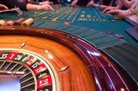 Antarmuka Macau Pools di deluna4d slot dengan opsi format 2D, 3D, 4D dan waktu undian